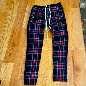 Men’s plaid pants